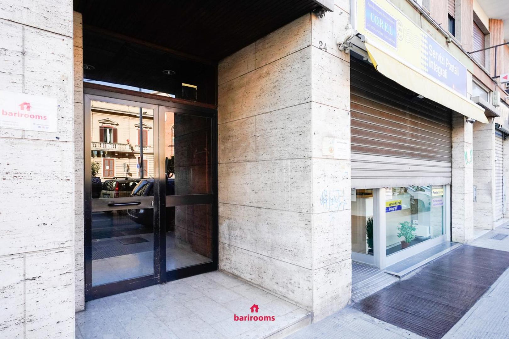 Barirooms - Picca 24 Bagian luar foto